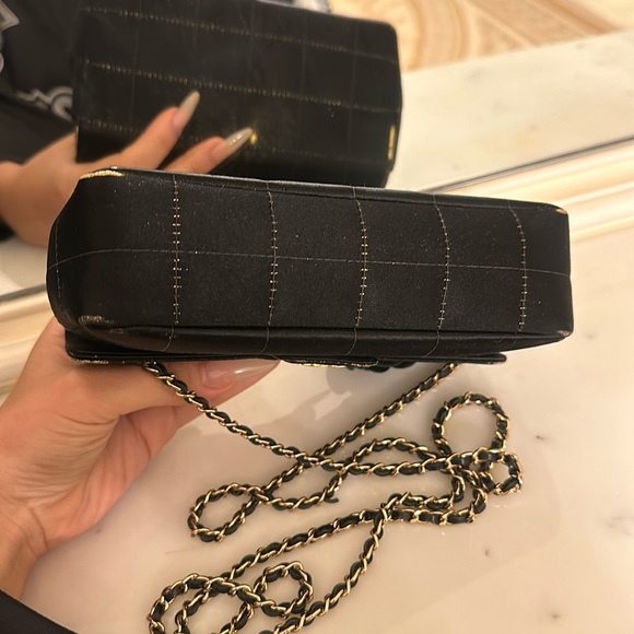 Vintage Chanel Purse - Picture 7 of 13